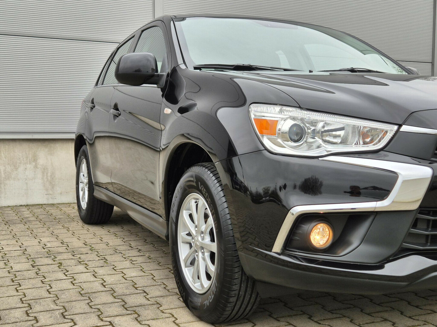Mitsubishi-ASX-10